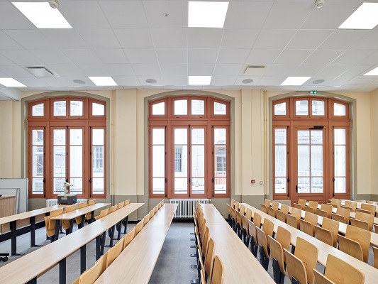 Salle de cours sur le site Lyon Cité-Campus - Crédit photo : Kevin Dolmaire