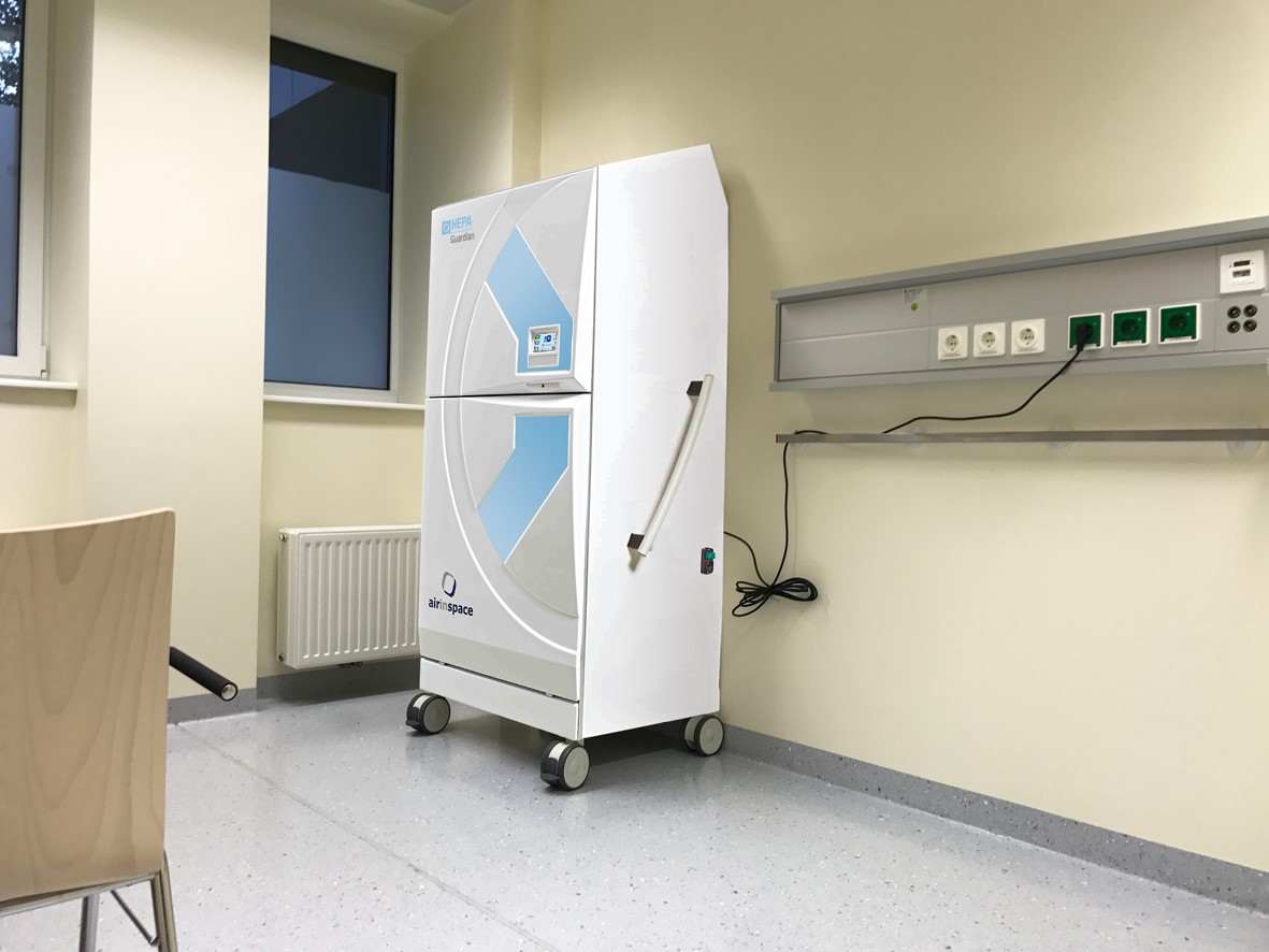 La solution HEPA Guardian en salle d'attente patient - airinspace
