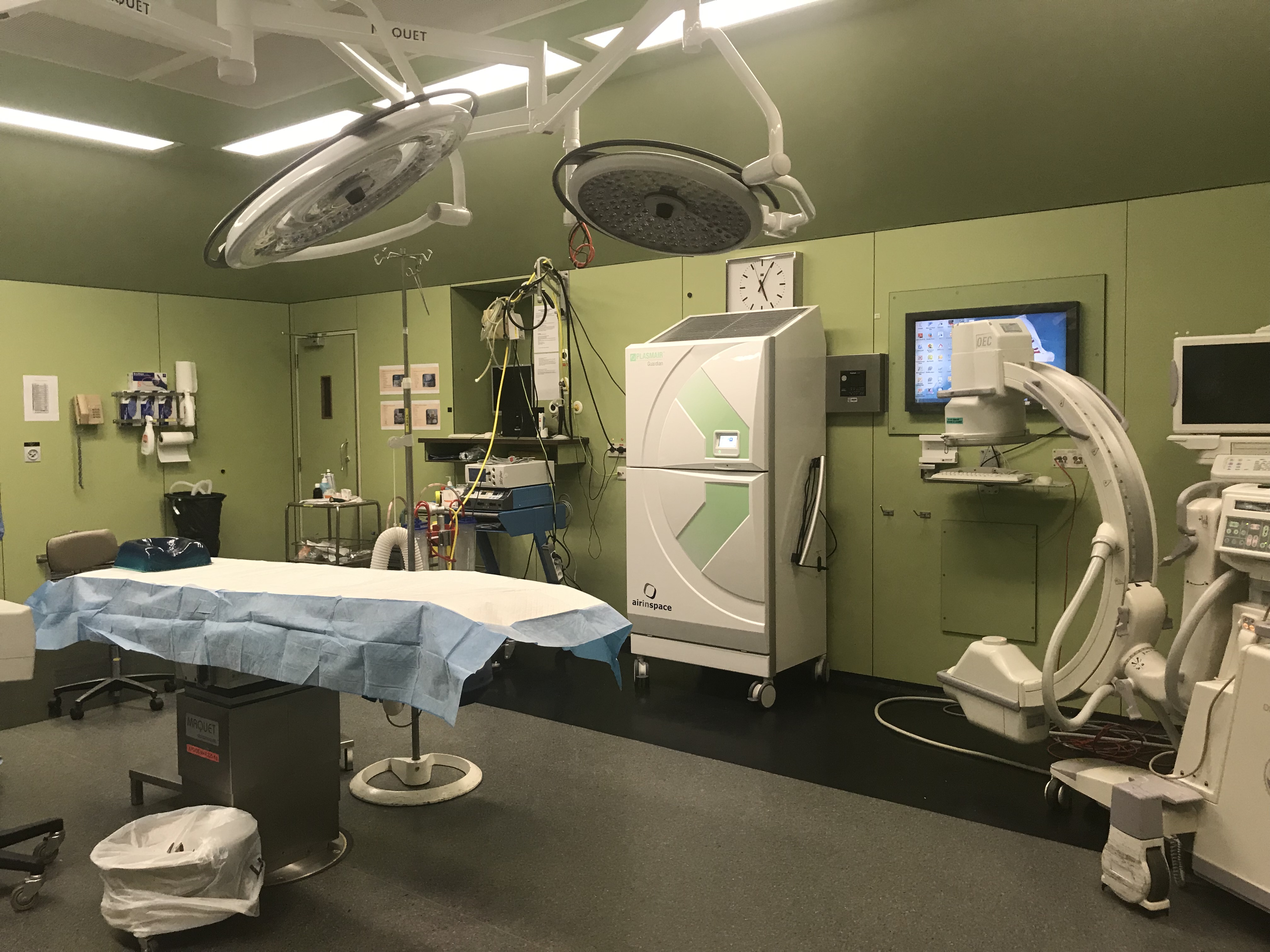 La solution HEPA Guardian en bloc opératoire - airinspace