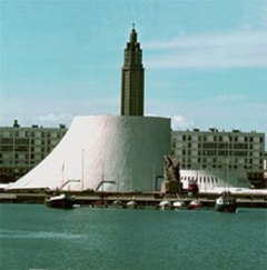 Oscar Niemeyer participe à la restructuration de son théâtre au Havre - Batiweb