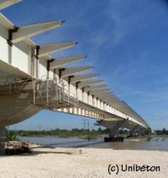 Un pont d'Avignon béton sur la Durance - Batiweb