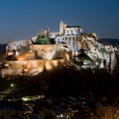 La citadelle de Sisteron s'illumine par le web - Batiweb