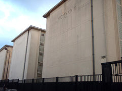 Petite ode au béton signée de Petite ode au béton signée de