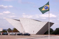 Un bel horizon pour l'architecte centenaire Oscar Niemeyer - Batiweb
