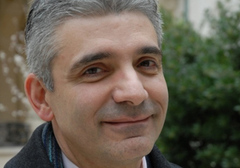 De par son métier, cet homme peut vous sauver la vie Batiweb De par son métier, cet homme peut vous sauver la vie Batiweb
