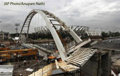 Un pont s'effondre sur le site des Jeux du Commonwealth - Batiweb