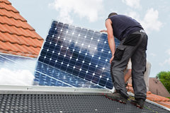 Le nouveau cadre de régulation du photovoltaïque paru au JO - Batiweb