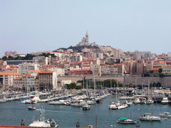 A Marseille, 1/5 de logements potentiellement indignes  - Batiweb