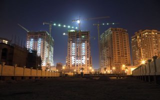Les chantiers mortels du Mondial 2022 au Qatar - Batiweb