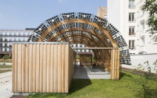 Zoom sur la serre photovoltaïque à énergie positive du jardin Bich à Clichy-la-Garenne Batiweb Zoom sur la serre photovoltaïque à énergie positive du jardin Bich à Clichy-la-Garenne Batiweb