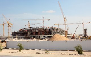 Le Qatar encadre les conditions de travail des ouvriers étrangers Batiweb Le Qatar encadre les conditions de travail des ouvriers étrangers Batiweb