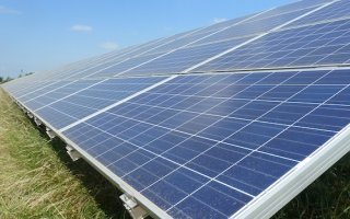 Un consortium mené par Eiffage va construire le plus grand parc photovoltaïque d'Europe - Batiweb