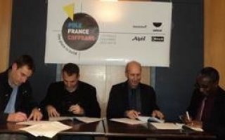 Quatre acteurs de l'équipement s'unissent autour de Pôle France Coffrage - Batiweb