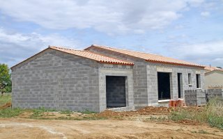 Les constructeurs de maisons individuelles prévoient une reprise timide en 2015 - Batiweb