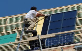 Le soutien aux panneaux solaires sur les bâtiments va être revu - Batiweb