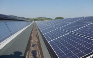 Le fabricant de panneaux photovoltaïques Elifrance cherche repreneur - Batiweb