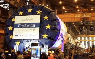 Lyon-Turin : le tunnelier Federica entrera en action cet été  - Batiweb