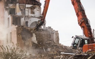 Chantiers de démolition : un guide pour faire le point sur les bonnes pratiques à adopter Batiweb Chantiers de démolition : un guide pour faire le point sur les bonnes pratiques à adopter Batiweb