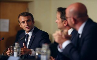 Emmanuel Macron demande aux propriétaires de baisser les loyers - Batiweb