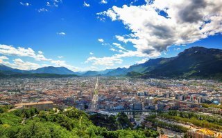 Bientôt 100% d’électricité d’origine renouvelable pour Grenoble - Batiweb