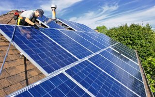 Panneaux solaires : une charte des bonnes pratiques contre les arnaques Batiweb Panneaux solaires : une charte des bonnes pratiques contre les arnaques Batiweb