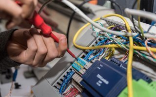 Activité en hausse pour les entreprises du génie électrique et climatique en 2017 Batiweb Activité en hausse pour les entreprises du génie électrique et climatique en 2017 Batiweb