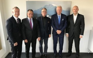 MB Barter & Trading AG passe entre les mains de Rehau Batiweb MB Barter & Trading AG passe entre les mains de Rehau Batiweb