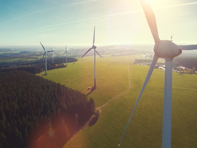 Des drones qui prennent soin des éoliennes Batiweb Des drones qui prennent soin des éoliennes Batiweb
