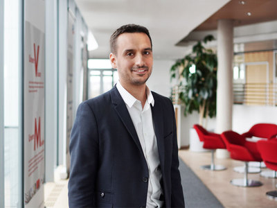 Vincent Mathely, nouveau directeur commercial de SMA France Batiweb Vincent Mathely, nouveau directeur commercial de SMA France Batiweb
