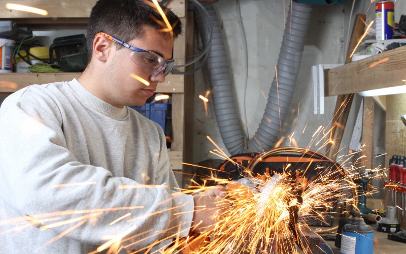 L'école Gustave forme gratuitement les artisans de...