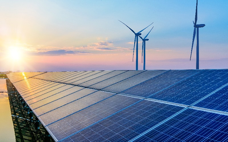 Énergies renouvelables : l'année 2021 dépasse le précédent record de raccordement - Batiweb