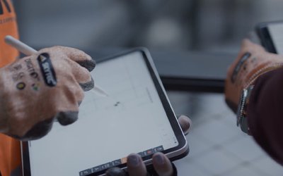 Procore tire parti de l'IA pour la gestion de projets...