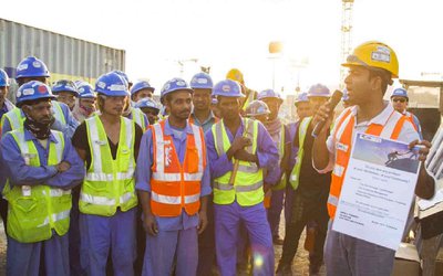 Chantiers au Qatar : une filiale de Vinci convoquée...