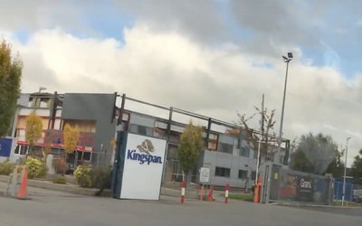 (Vidéo) Le groupe Kingspan toujours attaché à ses racines...