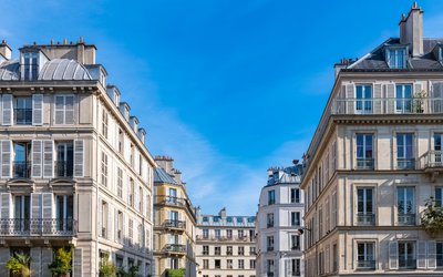 Le marché immobilier poursuit sa décrue