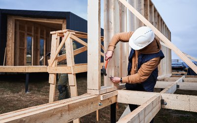 Logement : -7 % des permis de construire entre février...