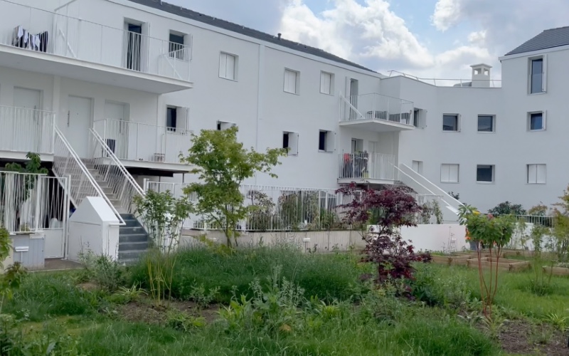 (Video) Rehabilitación de viviendas en Montigny-le-Bretonneux