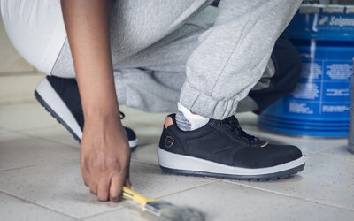 Des nouvelles chaussures de sécurité adaptées aux femmes...