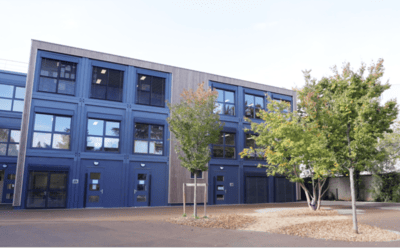 À Villeurbanne, Algeco livre une école modulaire...