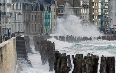 Les villes et logements inadaptés au changement climatique,...