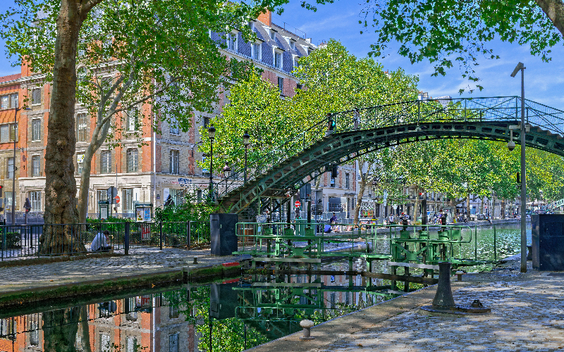 À Paris, la Mairie envisage de supprimer les grilles de plusieurs squares - Batiweb
