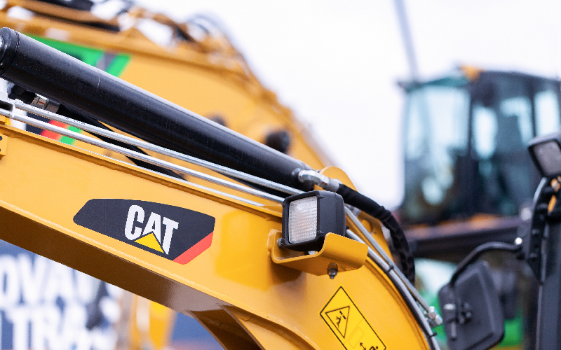 Face au repli de la demande, Caterpillar ajuste ses ambitions pour 2024 - Batiweb