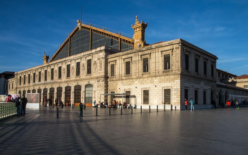 Le projet d’extension de la gare de Marseille-Saint-Charles dévoilé - Batiweb