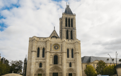 Basilique de Saint-Denis : reconstruction...