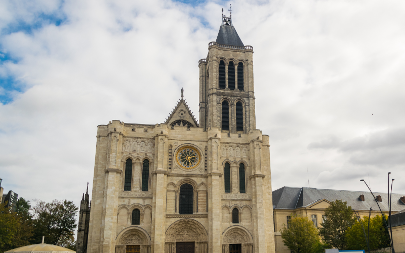 Basilique de Saint-Denis : reconstruction imminente de la flèche - Batiweb