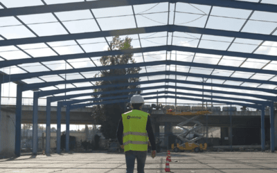La déconstruction du Hall 9 à Toulouse accompagnée...