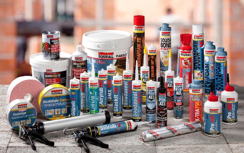 Colles et mastics : Soudal renforce sa gamme pro - Batiweb