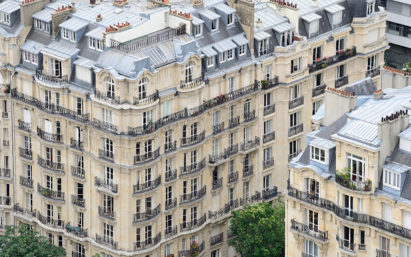 Immobilier : un printemps timide, mais les prémices d'une reprise - Batiweb