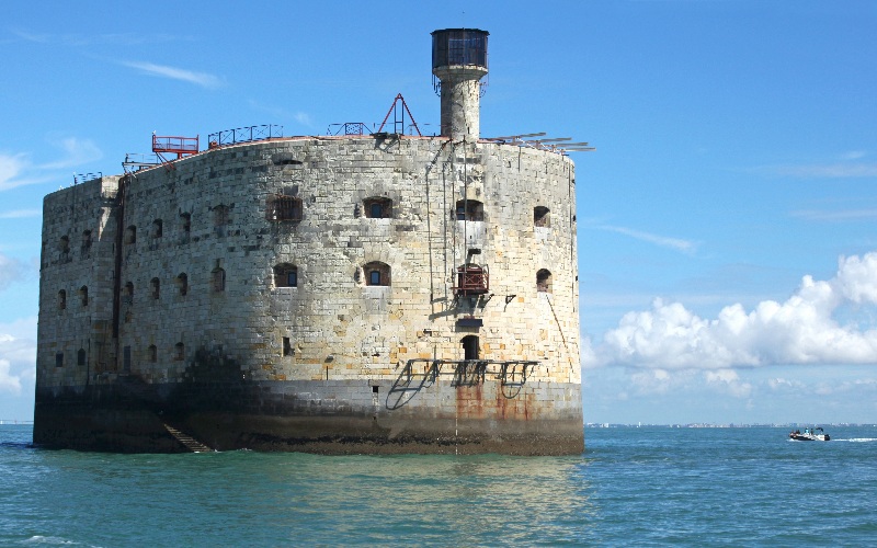 Fort Boyard : des travaux de restauration pour une ouverture au public en 2028 - Batiweb
