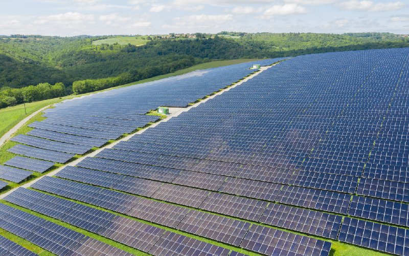 Gironde : un projet photovoltaïque bloqué en raison du ZAN - Batiweb